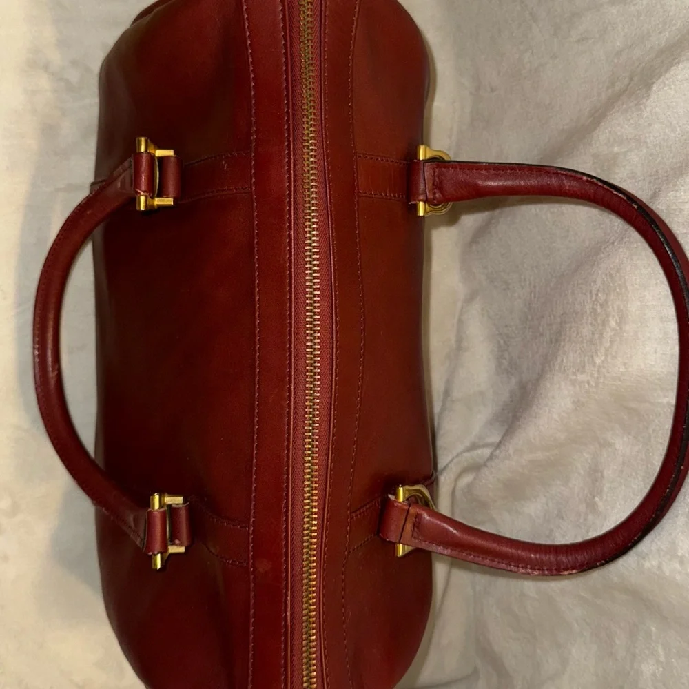 Cartier Elegant Burgundy Leather Handbag COA - Picture 8 of 15